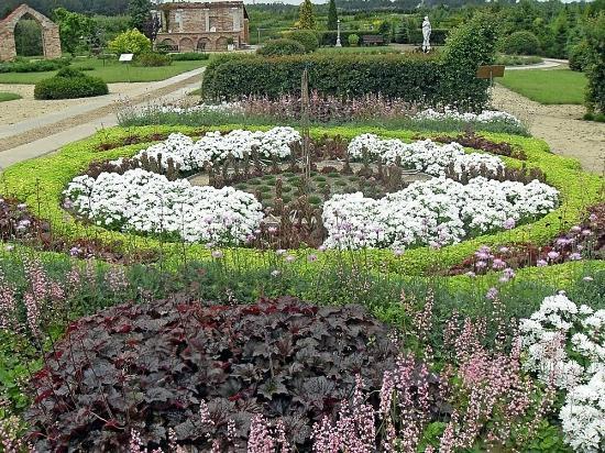 Frank-Raj Polskie Ogrody Ozdobne